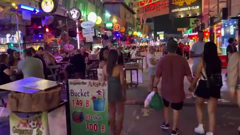 Uncensored Bangla Walking Street👙🔥Don’t Miss This Bar 👌🏻👙March 2023 Phuket Thailand Night life l