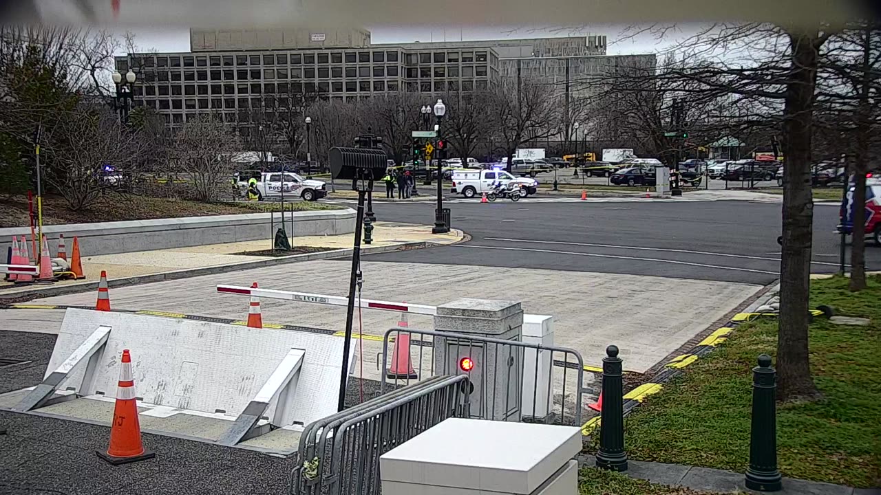 0777KIO00K11Del-DSW_2021-01-06_14h25min11s160ms.mp4