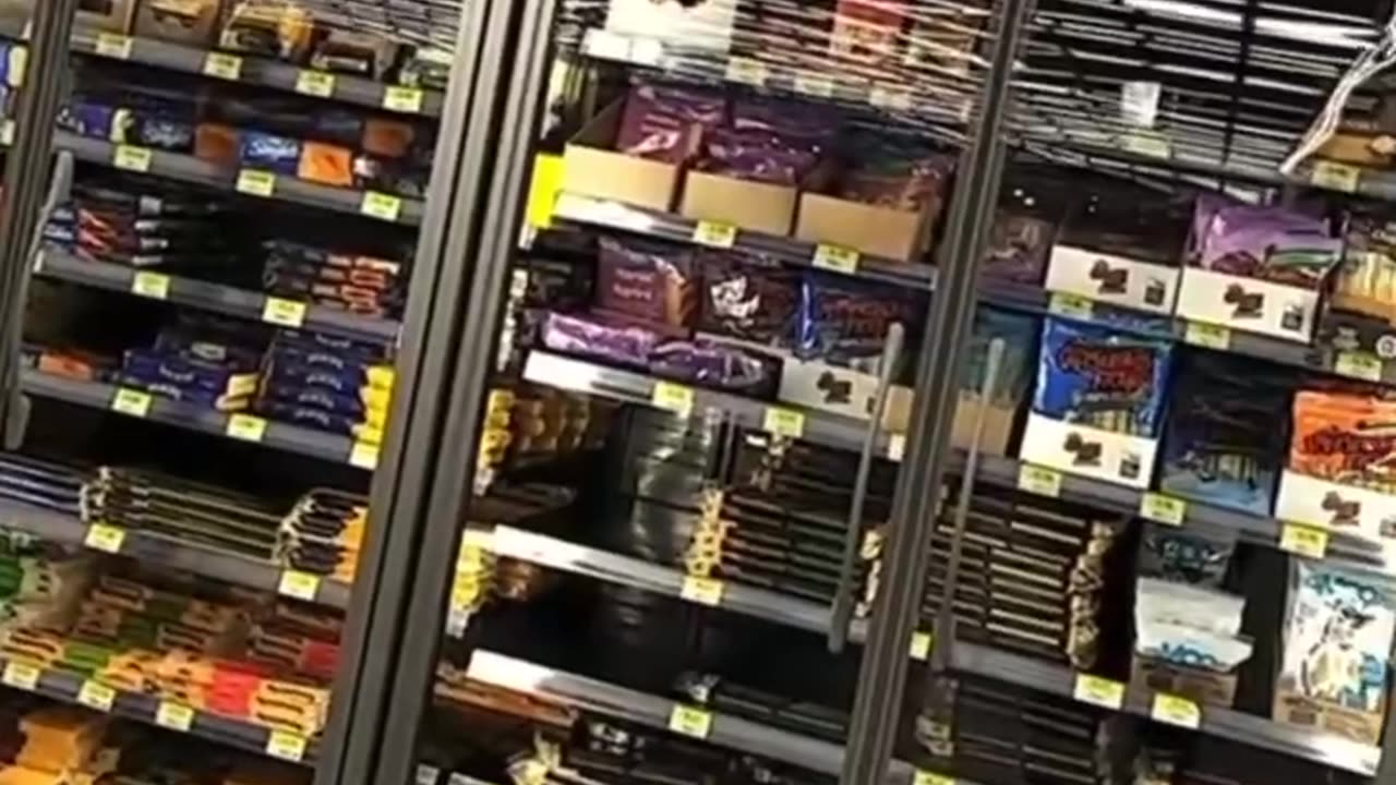 V Kanadě jsou obchody kde vás nepustí k potravinám dokud nejste schváleni