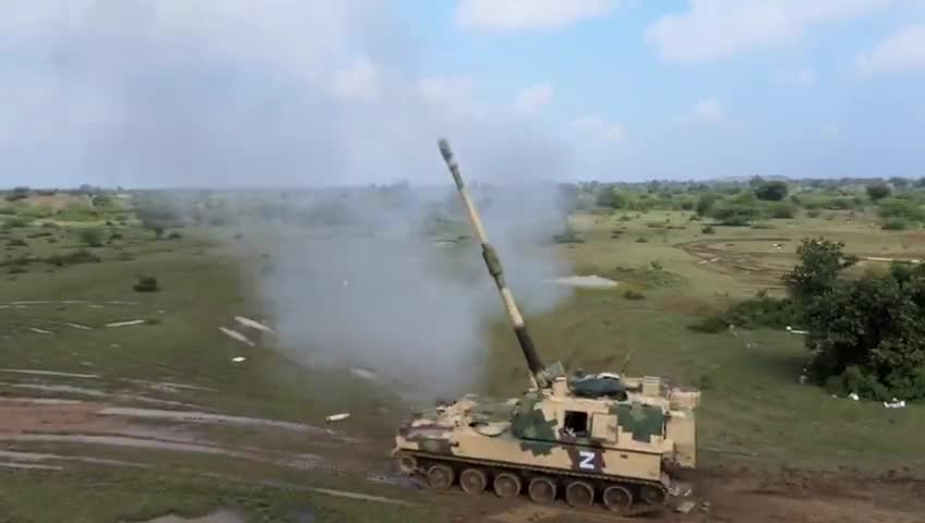 Indian Army 155mm K9 Self Propelled Howitzer In Action