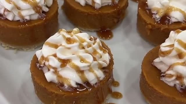 Make Pumpkin Pie Bites with me!🎃