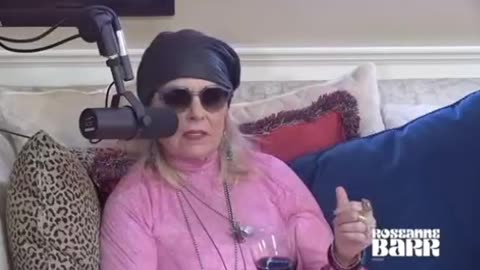 Rosanne Barr: Obama signed a NDA with Bush.