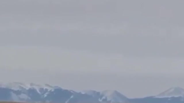UFOs CHARIOTS OF GOD ANGELS DARK OBJECT HOVERING ROTATING IN THE SKY BEFORE SUDDENLY VANISHING🕎 Psalms 103:20 “Bless the LORD, ye his angels, that excel in strength, that do his commandments, hearkening unto the voice of his word.”