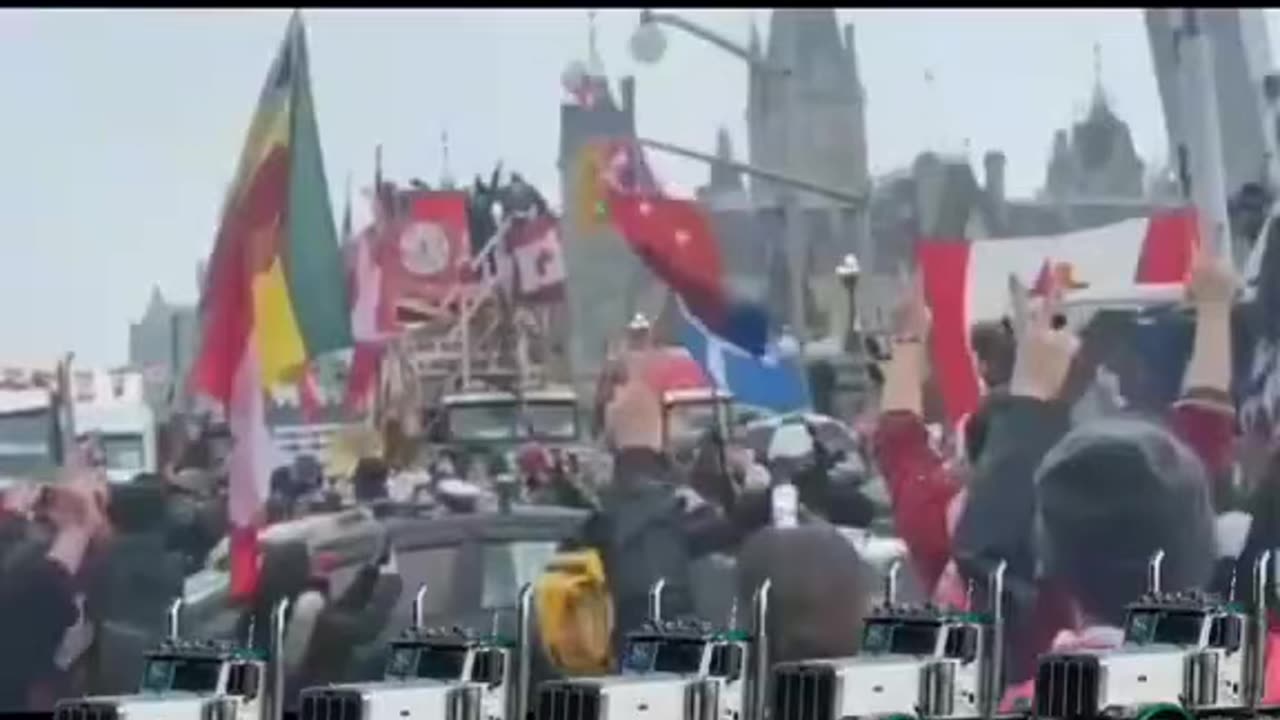 Freedom Convoy 2022 - Our Canadian🇨🇦Bros & Sisters Protest Against Unlawful covid Mandates