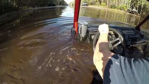 Big defender goin deep in the gator hole at Hogwaller! {Cause We Can}