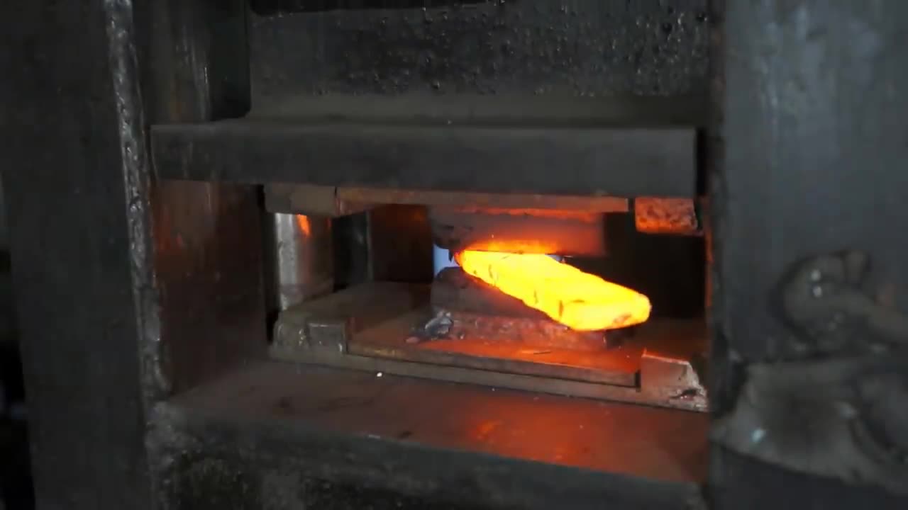 Damascus steel from two tape measures and 100 blades of stationery knives3