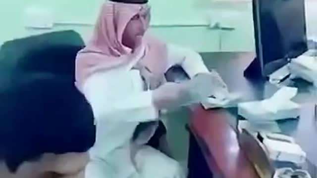 Arab man given money to Pakistani citizen whoo killed Arab Person
