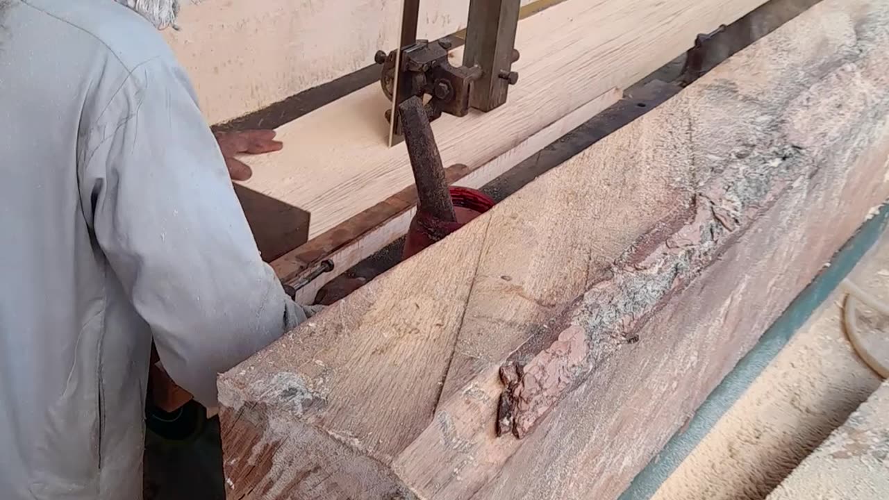 Wood cutting skills //