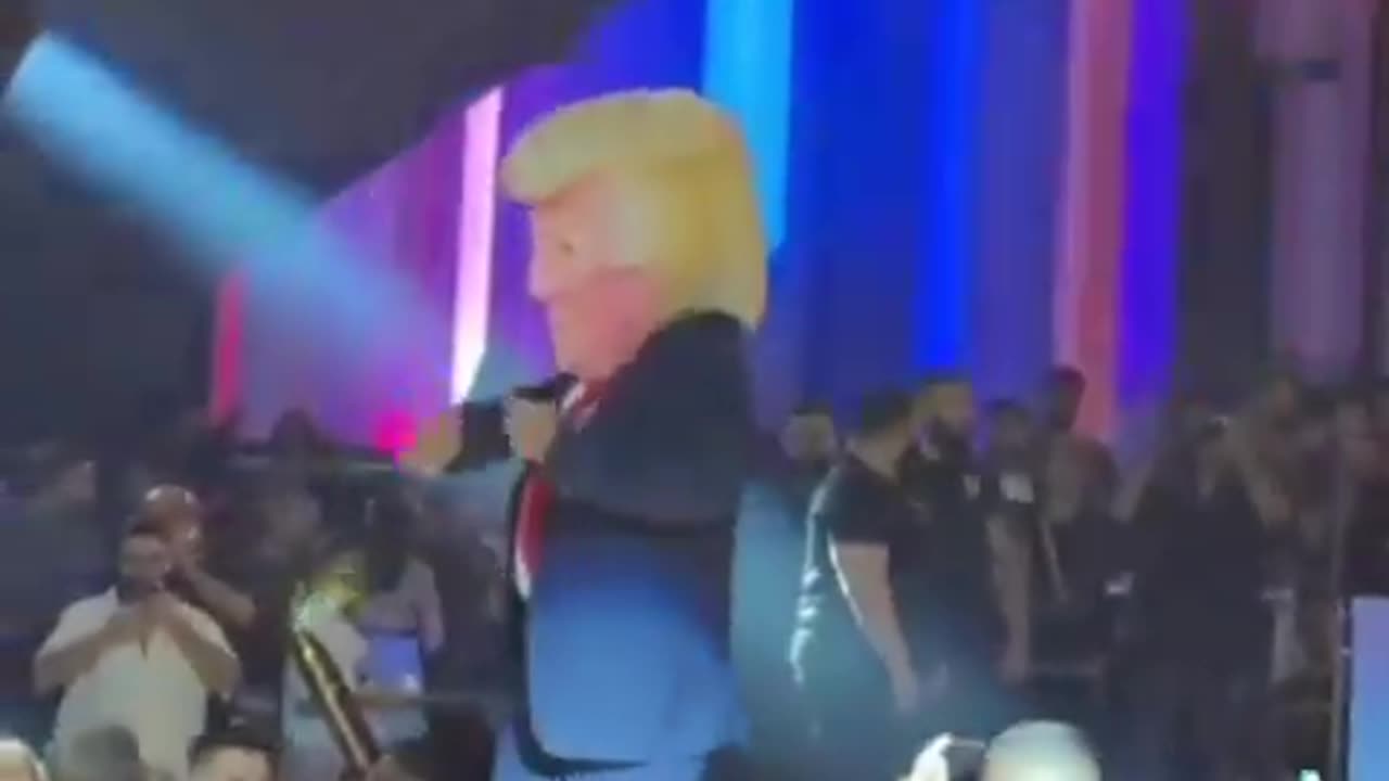 A video shared by lebanese shows a Club in Beirut celebrating Trump winning the elections in US