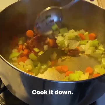 MAKE MINESTRONE SOUP WITH US!