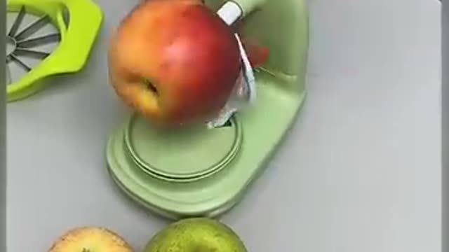 vegitables and fruits peeling