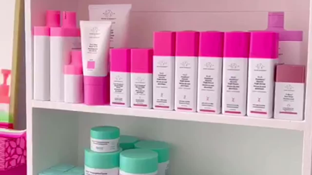 Pink or green shelf.