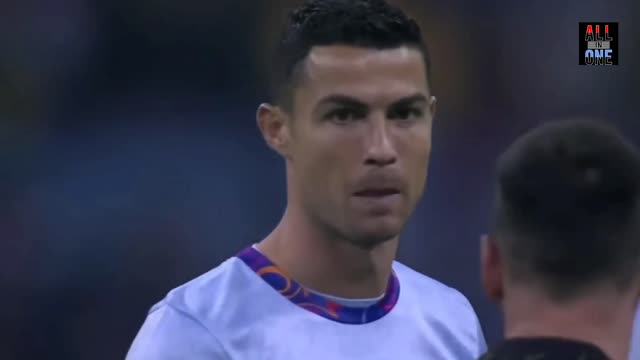 Cristiano Ronaldo meets Messi, Neymar and Mbappe inside the tunnel