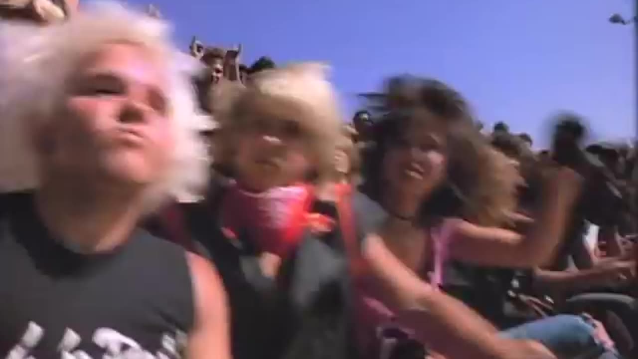 TWISTED SISTER - I Wanna Rock (Official Video)