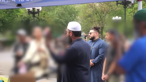 🔥HEATED🔥KOREAN PREACHER vs SHAYKH UTHMAN 👩🏻_🦰🇰🇷❗#nyc #unionsquare