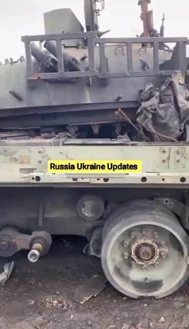Destroyed Ukrainian T80 BVM.