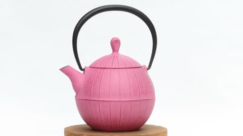 Nanbu Tekki Japanese cast iron teapot walnut pink