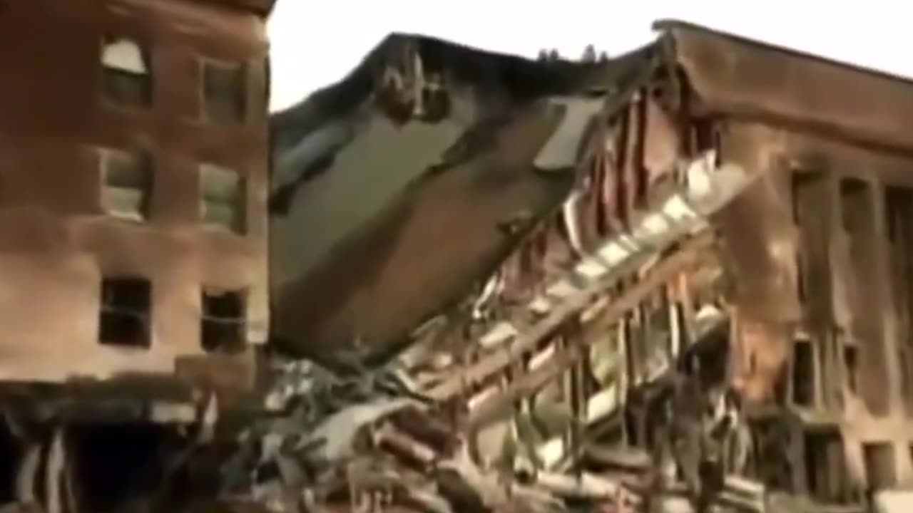 Do you notice anything important missing in this 9/11 footage from the Pentagon?