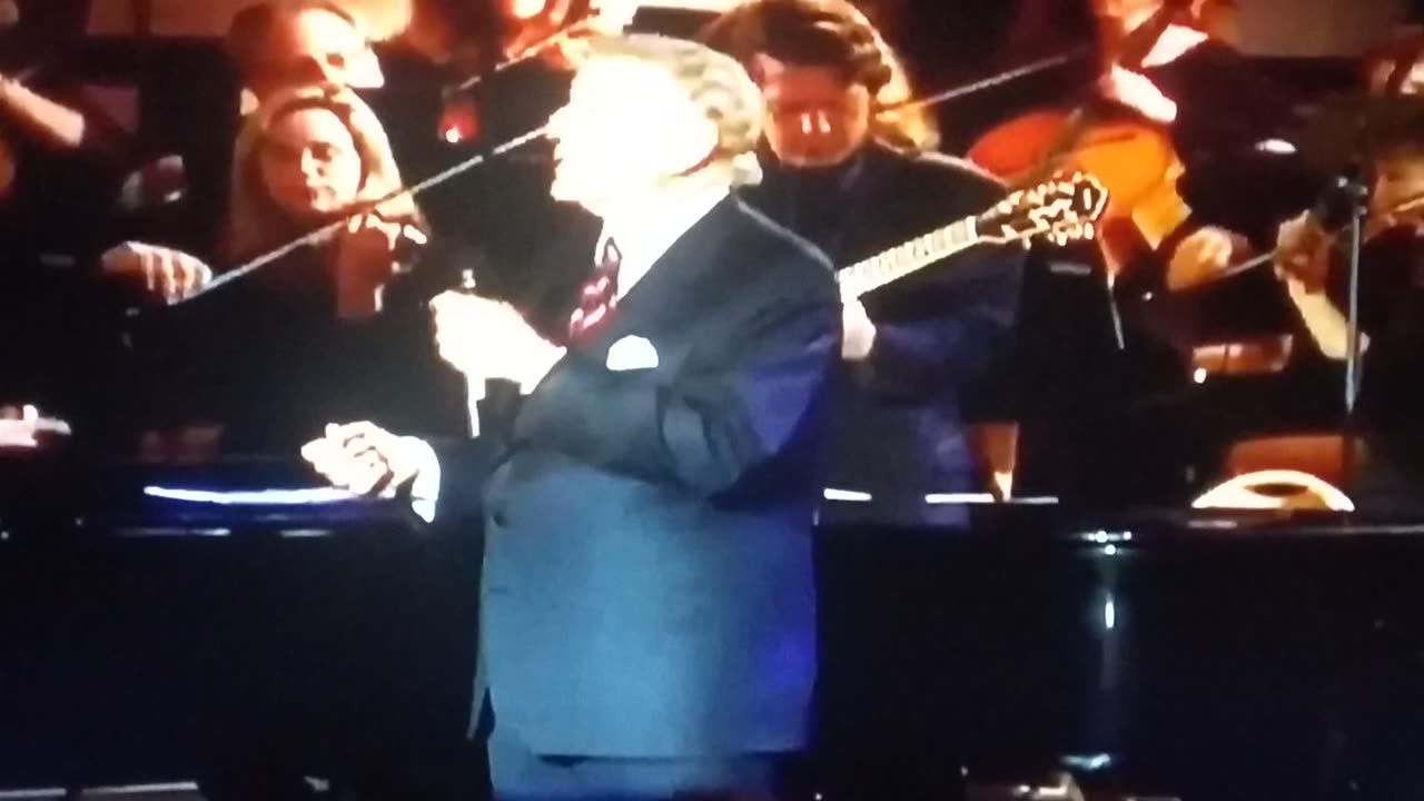 Nossa Homenagem a Tony Benet