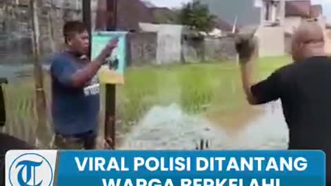 Viral polisi di tantang duel sama pengendara motor