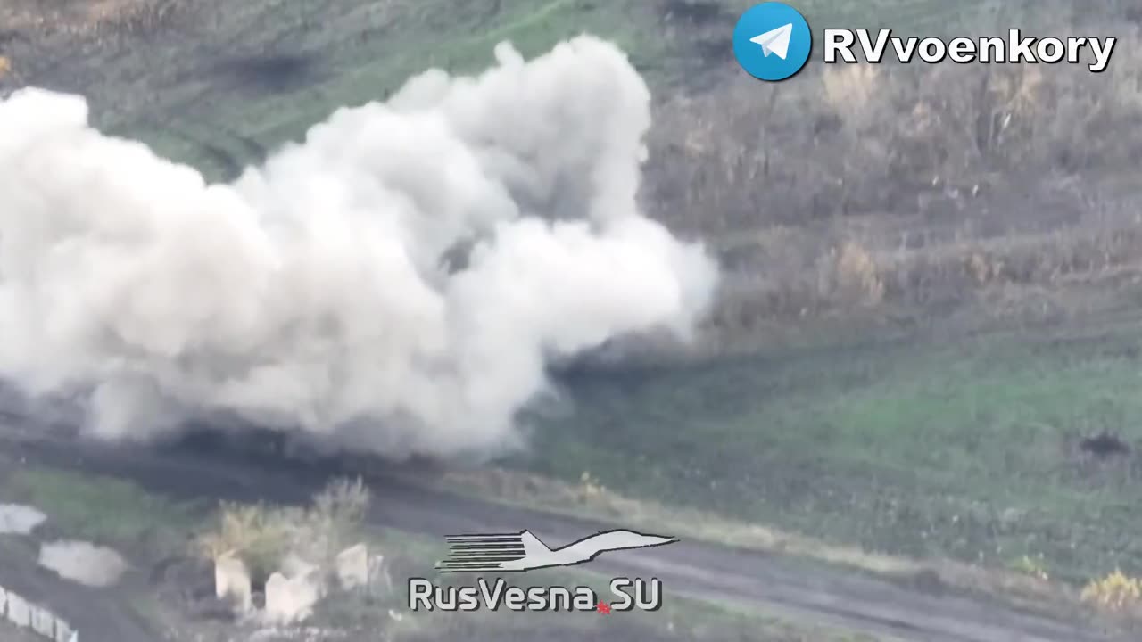 FOOTAGE OF THE DESTRUCTION OF AN ENTIRE ASSAULT GROUP OF UKRAINIANS AT THE FRONT NEAR KUPYANSK