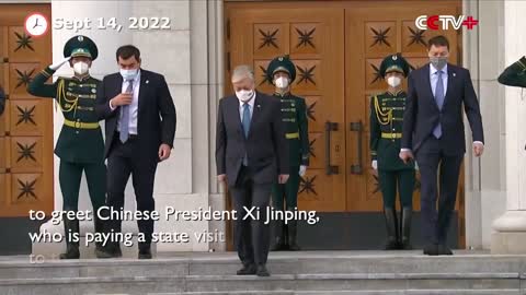 Kazakh President at Airport to Greet Chinese President Xi Jinping