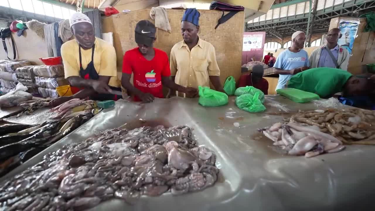 Senegal has such a vibrant and rich food culture!