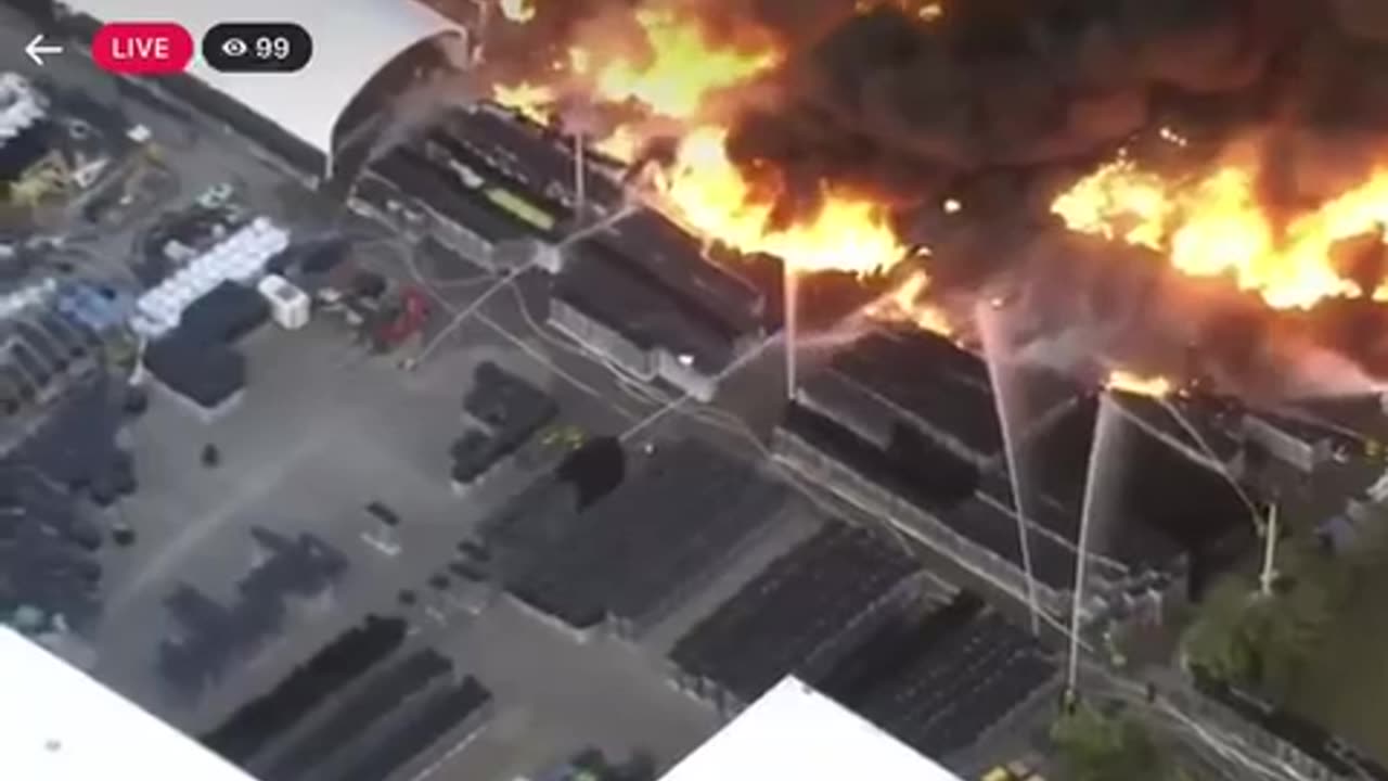 ANOTHER ATTACK 🧐POISONING ☠️AIRWAYS IN KISSIMMEE FLORIDA WAREHOUSE 🔥FULL OF PLASTIC POTTING MATERIAL