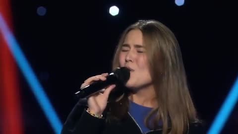 extraordinary-song-choices-in-the-blind-audition_7