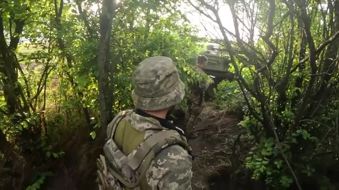 A demining German Bergepanzer 2 ARV was strike By Russian AGTM