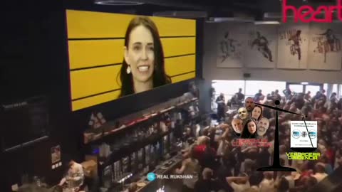 la GENOCIDA Jacinda Ardern HUYE de forma REPENTINA y deja la presidencia de Nueva zelanda