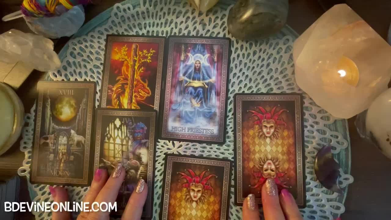 New moon in Cancer-June2022! Readings