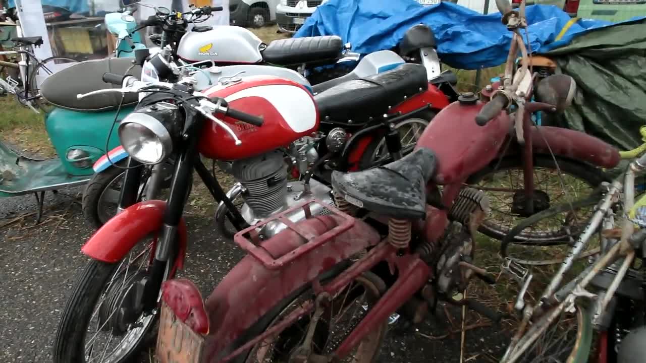 Vecchi motocicli , moto alla Fiera C.A.M.E.R. di Reggio Emilia 2020