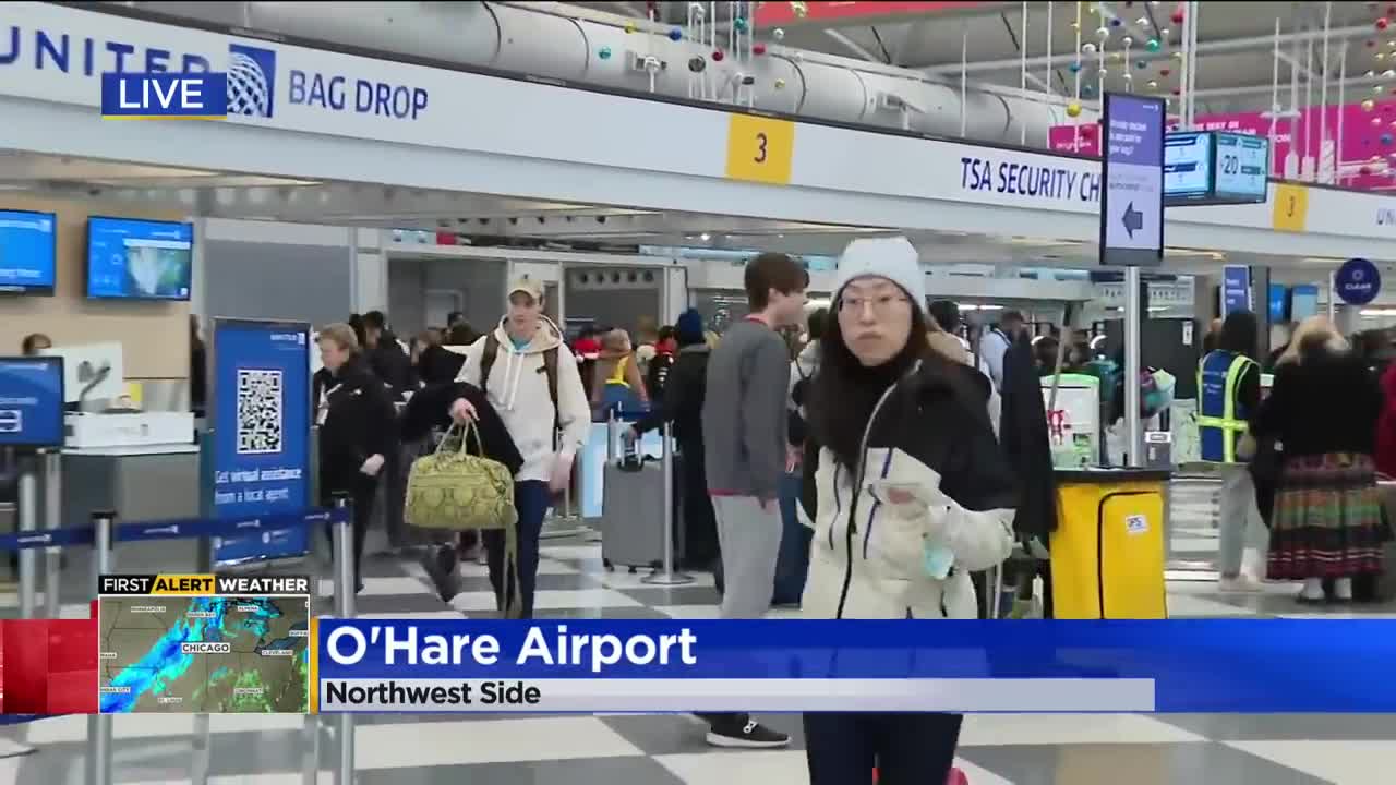 Hundreds of cancellations, delays as Chicago airports prepare for winter storm Thursday