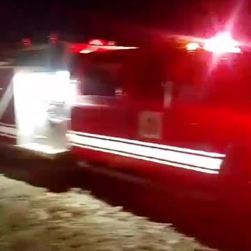 Bomberos atiende incendio forestal cerca de Pasacaballos