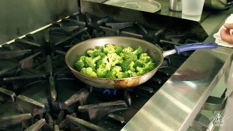 Pan Steamed Broccoli