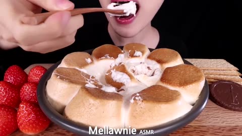 ASMR MUKBANG/NUTELLA S'MORES DIP STRAWBERRY CHOCOLATE