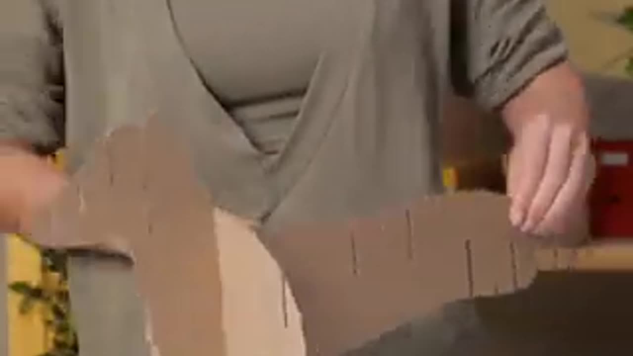 Cardboard dog to store painting tool