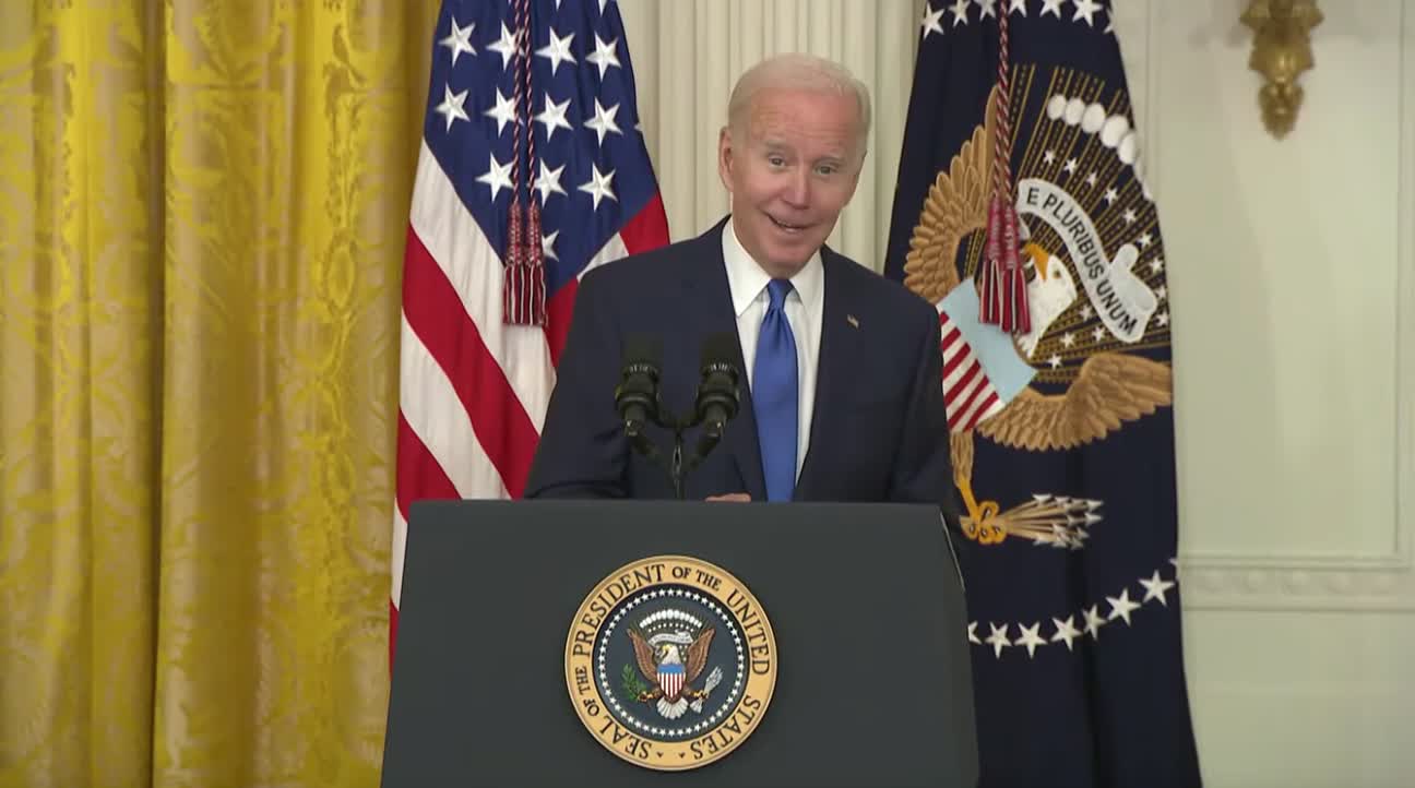 Biden on plugging a car into a house to make it light up