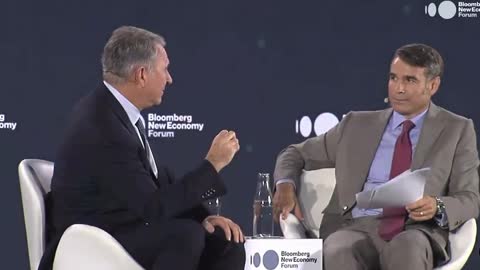 Journalist sits in stunned silence at FTX revelations colluding with Democratic party