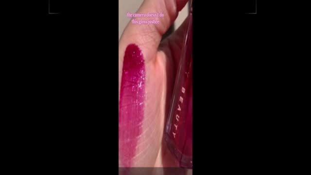 Glossy Posse Volume 5.0 Full-Sized Gloss Bomb(product link in description)lip