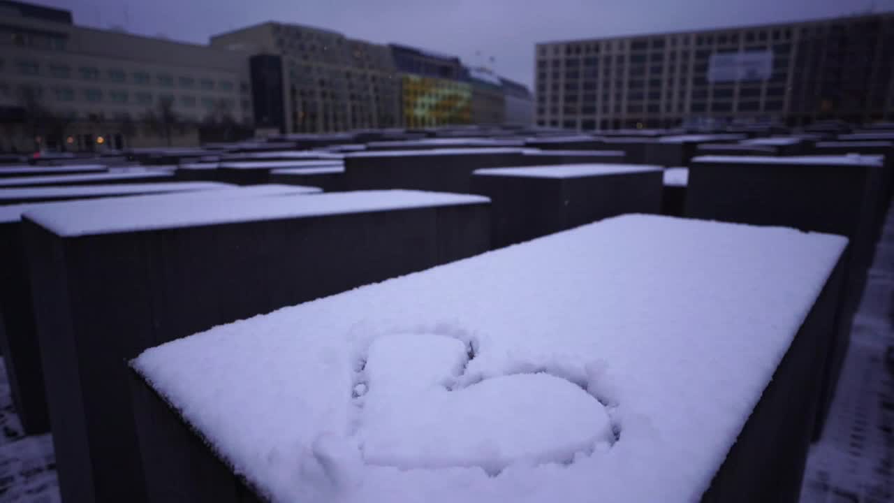 Berlín se cubre de blanco con la primera nevada