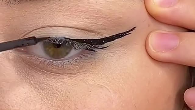 #Eyeliner #tricks ☺️🧡✨
