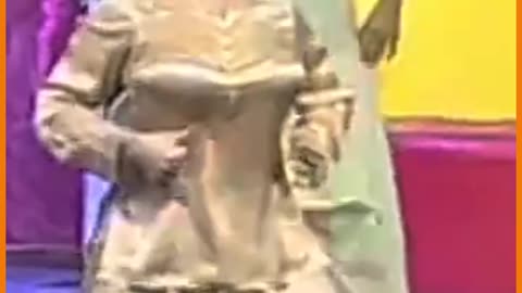 Khushboo Khan hot mujra