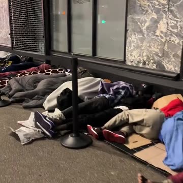 michellearezouross Michelle Ross. Manhattan New York 45th Street