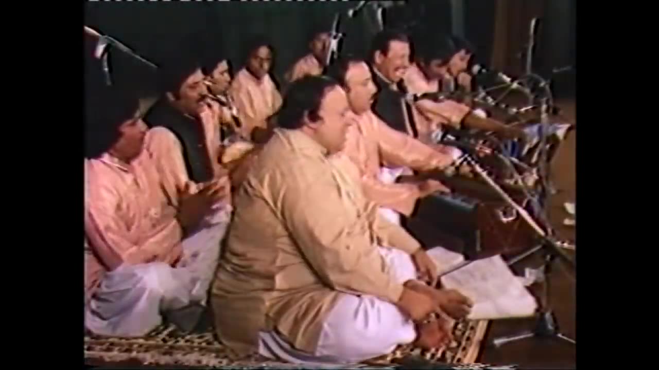 Phiron dhoondta maiqda by Nusrat Fath Ali khan