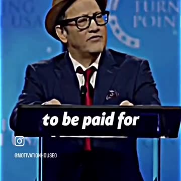 Comedian Rob Schneider makes joke analogy about California Reparations