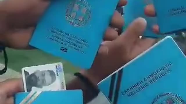 ΔΕΙΤΕ ΤΟΥΣ ΝΕΟΥΣ ΕΛΛΗΝΕΣ