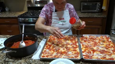 ***Italian Mama Mia Makes Pizza and Pizza Sauce For us LUNCH***