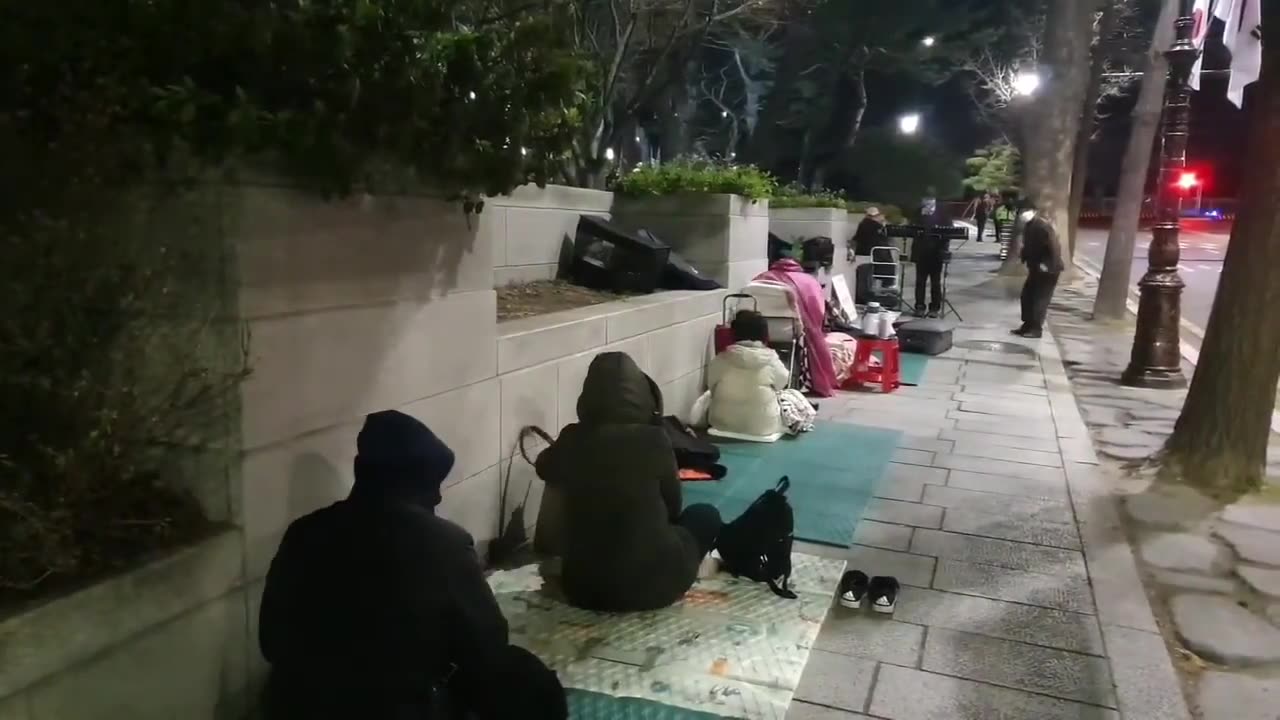 20200416_V3_S01(hXoqmtYwFAw)대구 팔공산에서부터 오신 장로님 왜 청와대앞에서 율동찬양을_